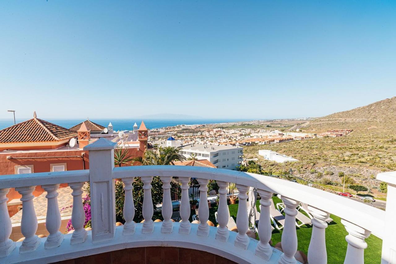Villa With Private Pool And Magnificent Views Costa Adeje  Kültér fotó